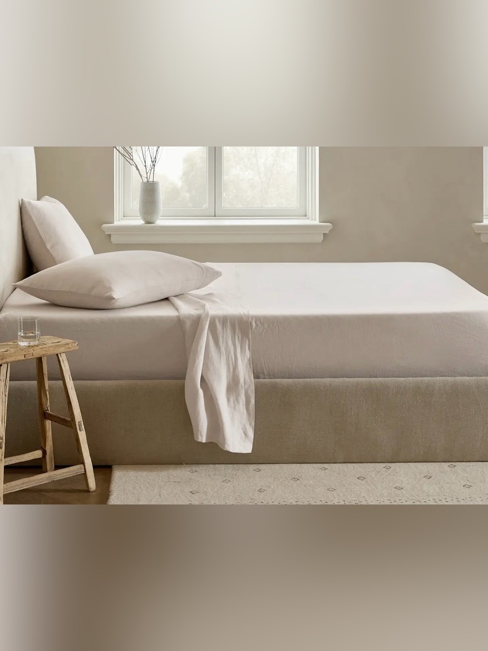 Quince European Linen 5 Piece Sheet Set, Split King (Sand)